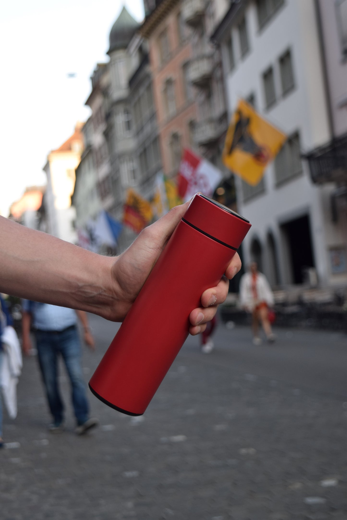 Digitale Thermosflasche